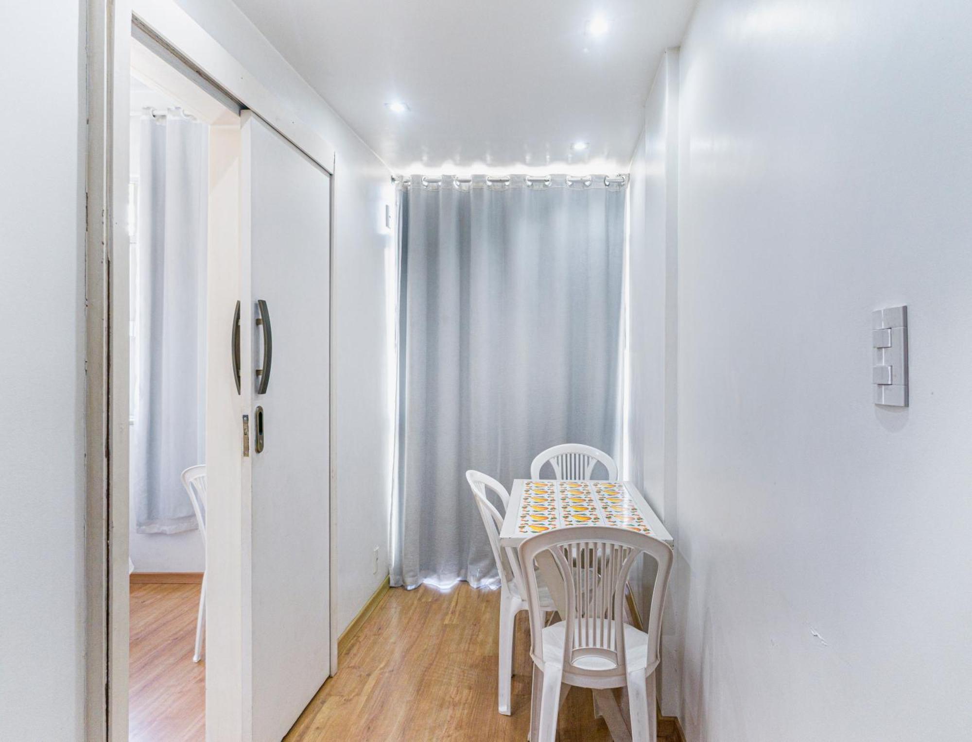 Apartamento Completo Na Praia De Copacabana 02 Quartos Com Vista Lateral Mar Em Andar Alto, Ar, Wifi , Netflix, Pauloangerami Rmvc18 Rio de Janeiro Esterno foto